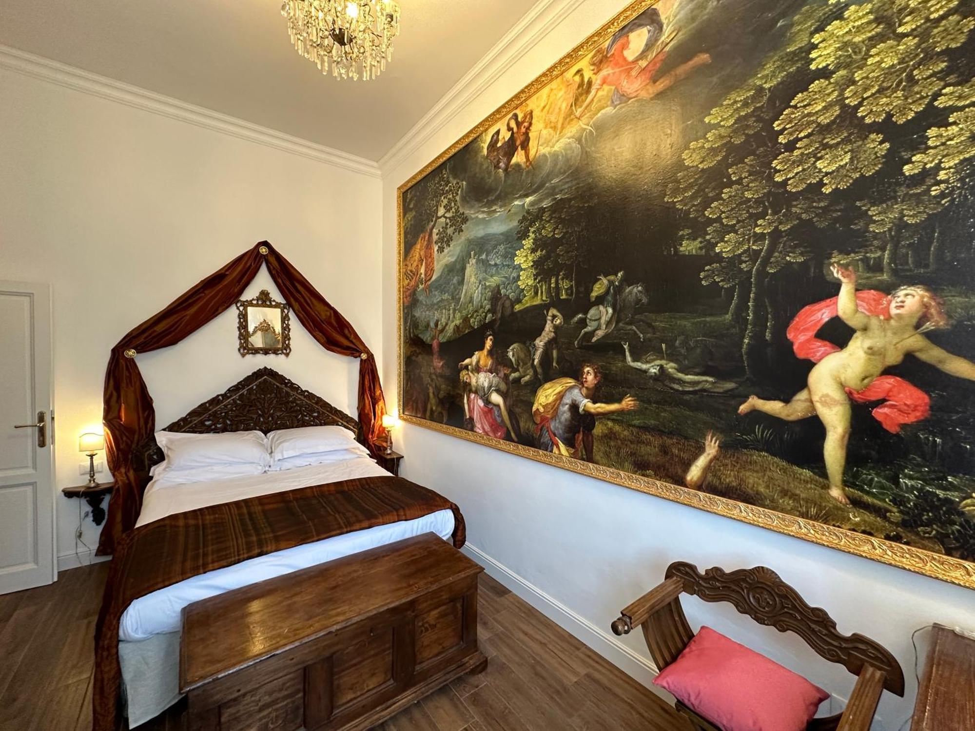 Santa Caterina Palace In Florence-3 Bedroom Apartment Florenz